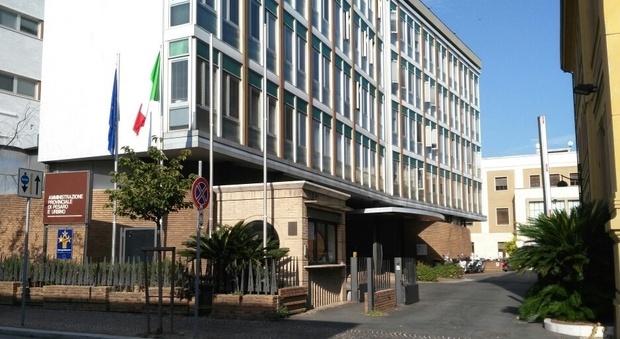 La sede dell'amministrazione provinciale di Pesaro Urbino, in viale Gramsci a Pesaro