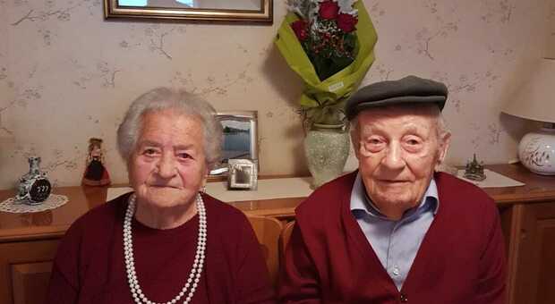 Grande festa per Attilio e Jolanda: sposati da 75 anni