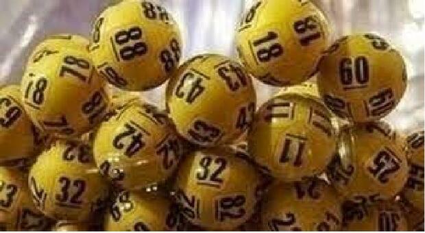 Lotto, SuperEnalotto (jackpot oltre 176 milioni), 10eLotto, Extra: numeri e combinazione vincenti di oggi 19 marzo 2022