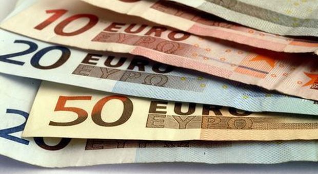Istat: dopo 9 anni stipendi aumentano, spinta statali. Retribuzioni contrattuali nel 2018 +1,5%