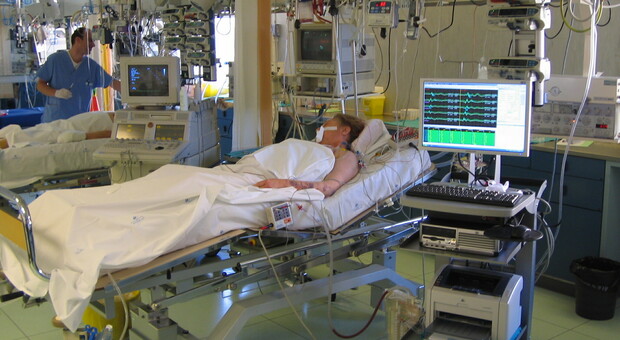 Un paziente ricoverato in terapia intensiva