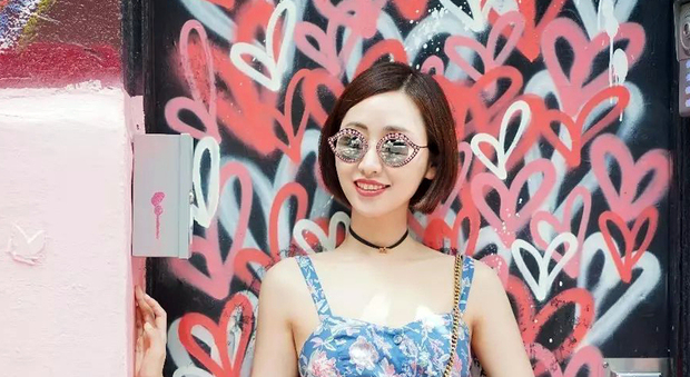 Becky Li, l'influencer asiatica che ha venduto 100 Mini Cooper online in soli 4 minuti