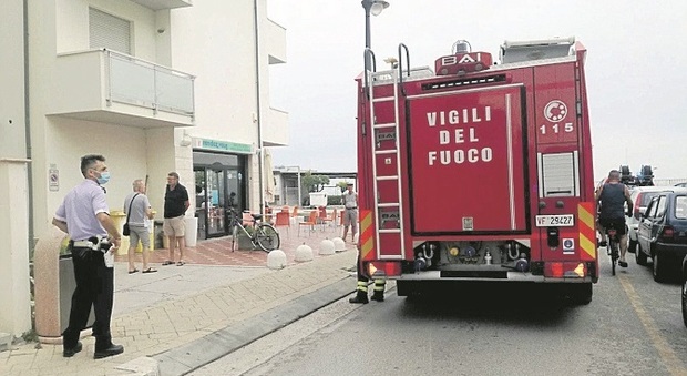 Porto Sant'Elpidio, fuga di gas dalla condotta interrata, paura nel quartiere