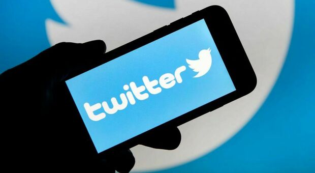 Social, Fausto Colombo: «Con Twitter a pagamento si entra in una nuova fase. Tutto può succedere»