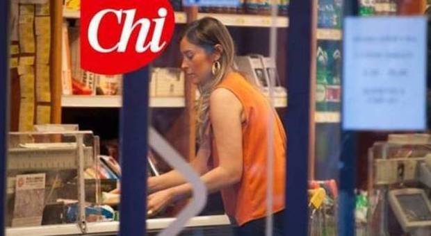 Maria Elena Boschi al supermercato (Chi)
