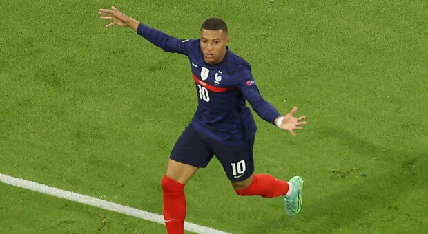 Francia-Germania, le pagelle: Pogba fa la star, Mbappé si accende. Hummels inguaia Löw
