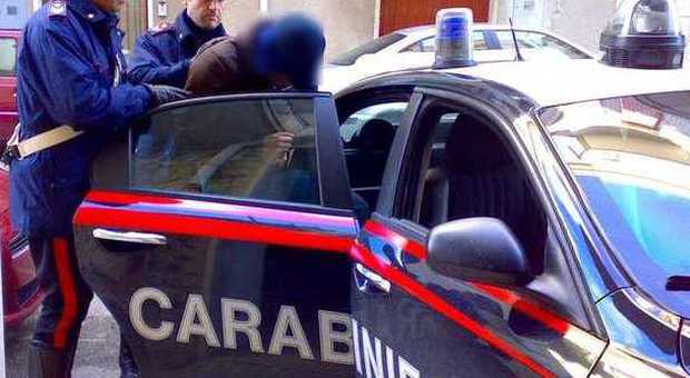 Pesaro, su un'auto rubata pronti a rubare ancora: due ventenni in cella