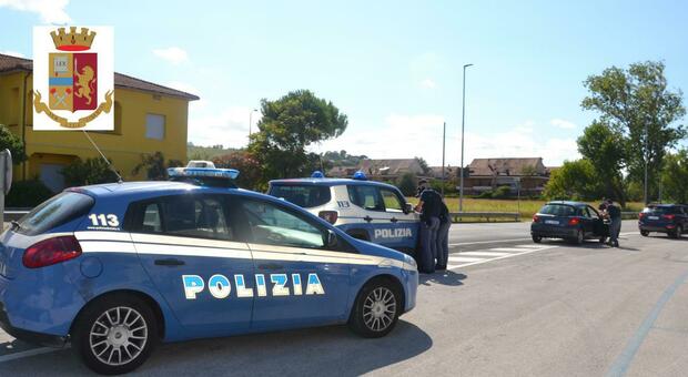 Un posto di controllo della polizia a Senigallia