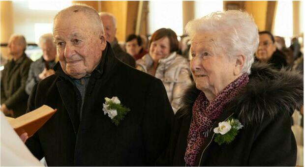 La bellissima storia di Elisa e Giovanni, sposi da 70 anni: «Amore sbocciato in campagna»
