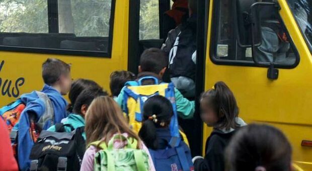 Pesaro, la ripartenza post Covid dei trasporti scolastici è un rebus: non ci sono abbastanza mezzi