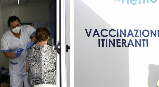 La campagna vaccinale ha abbassato l'aggressività del virus