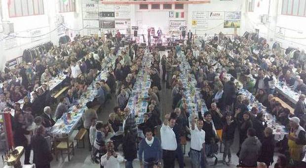 Sant'Elpidio a Mare, folla da record a cena ​per la Croce Azzurra