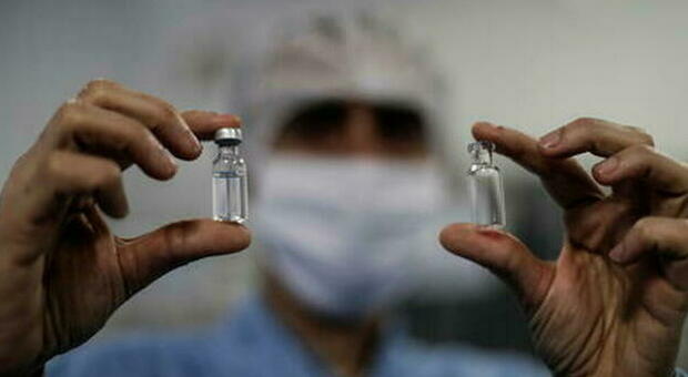 Vaccino Covid, arriva anche il mercato nero delle dosi. Il Viminale: «Pericolo infiltrazioni mafiose»