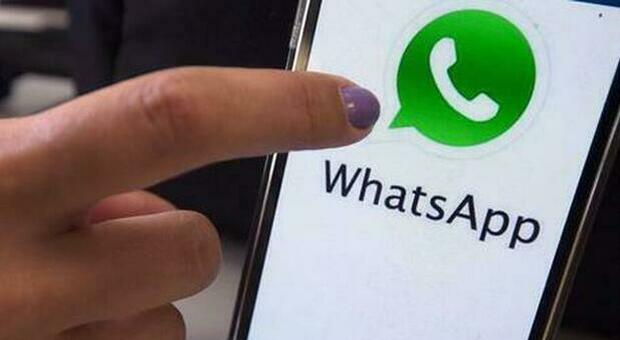 Whatsapp, le novità nello stato: dopo le polemiche arrivano le stories e i messaggi privati sulla privacy