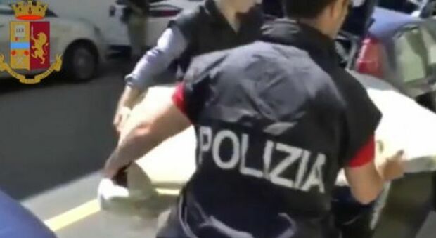 Narcotraffico internazionale e opera d'arte comprate per riciclare il denaro: 31 arresti in Italia, Olanda, Spagna e Lituania