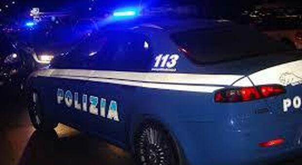 I ladri adesso a Pesaro smontano le auto: rubato cruscotto e volante da una Bmw