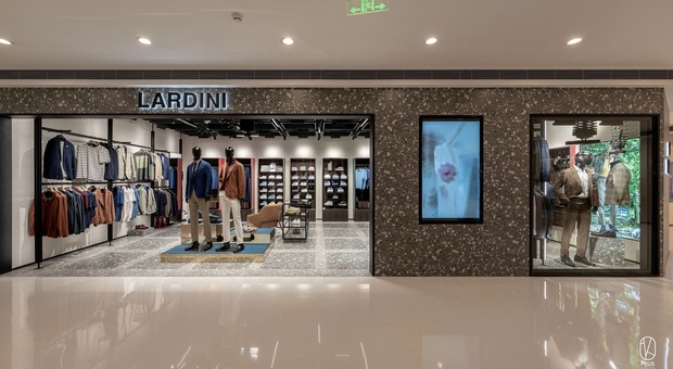 Lardini, nuovi orizzonti: aperta la prima boutique monomarca in Cina. Ecco dove