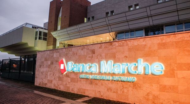 Crac Banca Marche, assolti tre sindaci revisori, a maggio i vertici a processo