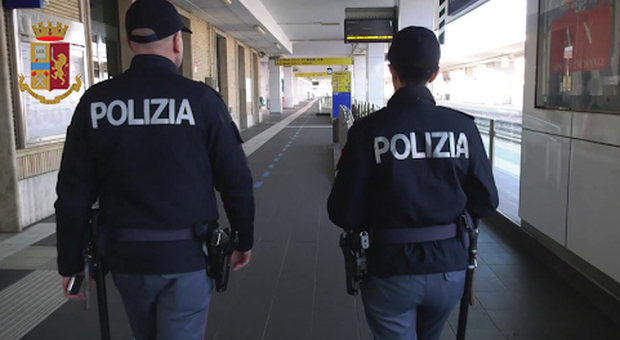 San Benedetto, paura alla stazione: paziente psichiatrico in fuga da un struttura si presenta con un coltello da cucina