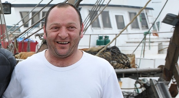 Civitanova, proteste dei pescatori: denunciato un consigliere comunale