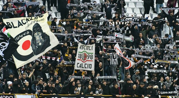 Ascoli-Parma 0-0, al Del Duca in più di seimila tifosi allo stadio Del Duca per tifare il Picchio