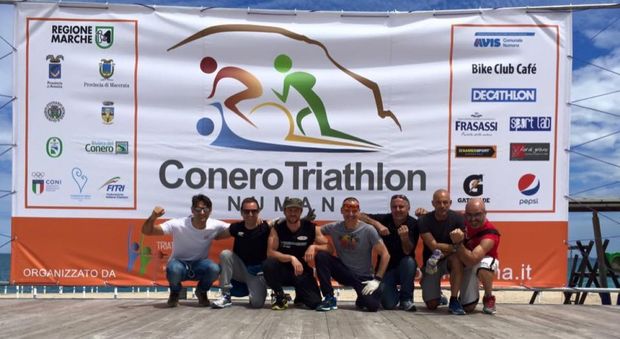 L' Happiness Group organizzatori della Conero Triathlon