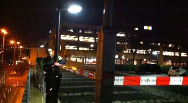 Olanda, uomo armato fa irruzione nella sede della tv nazionale