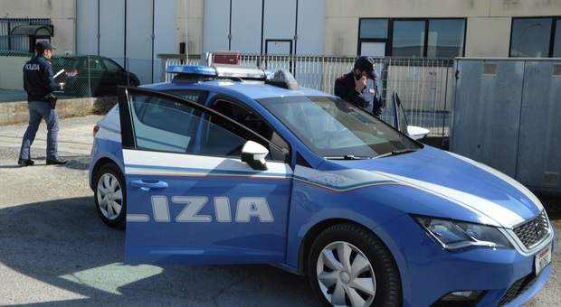 Fano, la Polizia piomba nella ditta e sventa maxi colpo da 200mila euro