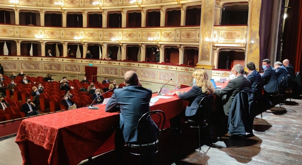 Il tavolo sulla ricostruzione al Teatro dell'Aquila