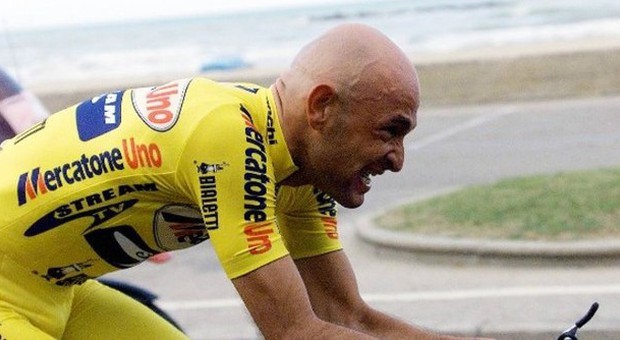Il Giro d'Italia torna nella Marche nel segno di Marco Pantani
