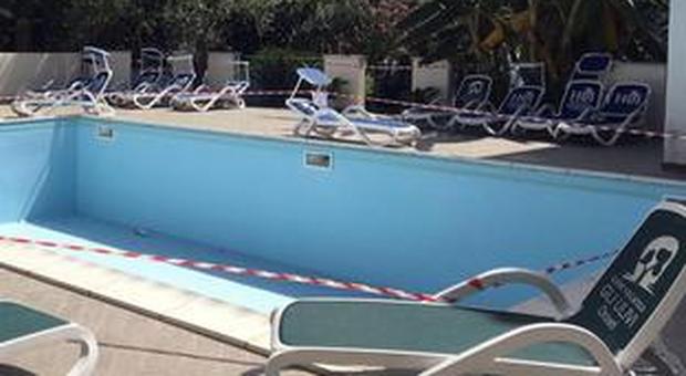 Perugia, studente spagnolo Erasmus muore durante un party in piscina: è annegato