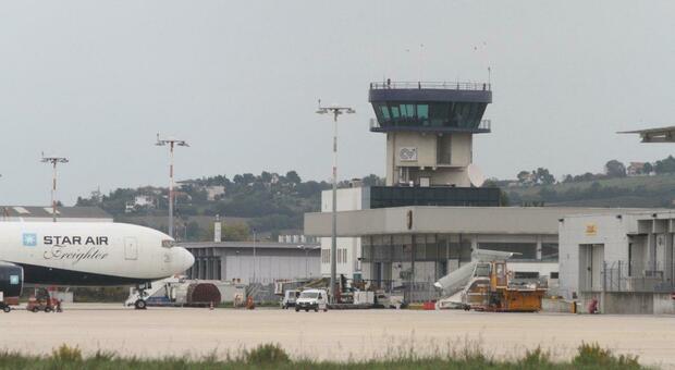 Aeroporto Sanzio, offerte al bando: per le nuove rotte almeno 2 compagnie in pista