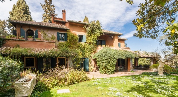 La villa di Sophia Loren e Carlo Ponti in vendita per 19 milioni di euro