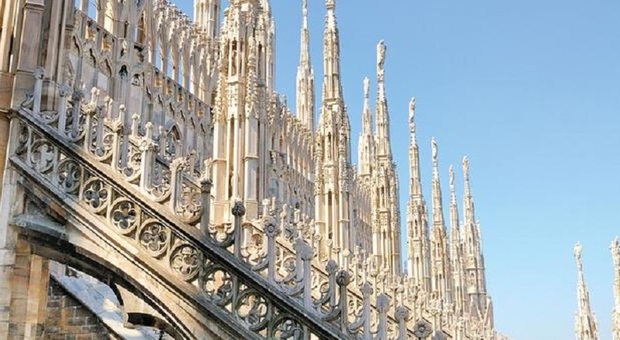 Ritrovato a Vallefoglia un "gargolla" del Duomo di Milano scomparso nel 1943: sotto indagine un gallerista