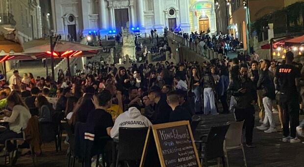 In piazza del Papa nonostante il Daspo: denunciata l irriducibile della movida