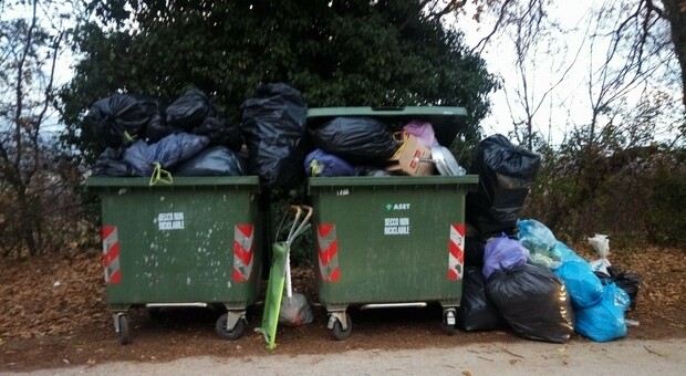 Raccolta dei rifiuti, partenza in salita a Casette d Ete: «Tanti ostacoli, c'è anche il Covid»