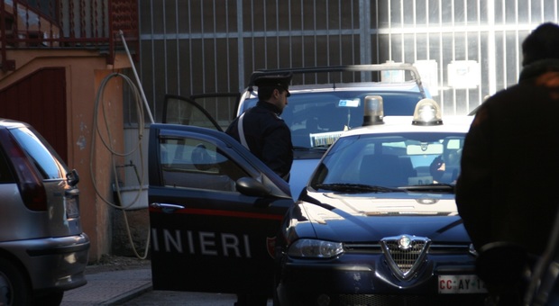 Ancona, ubriaca fradicia: il compagno chiede aiuto, ma lei fugge dall'ospedale