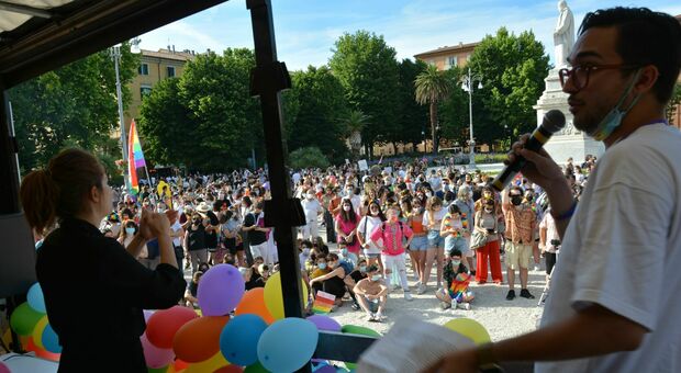 Il Pride si è celebrato in piazza Cavour