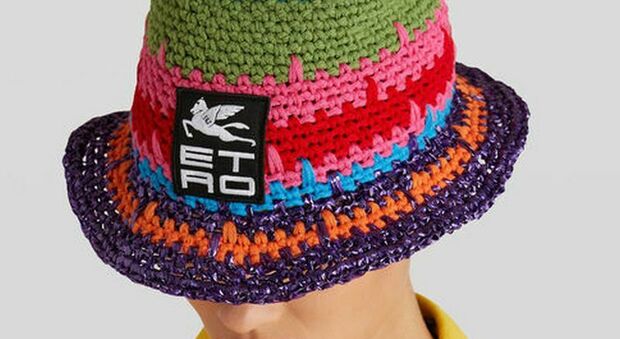 Il cappello crochet di Etro