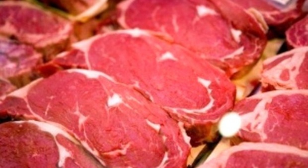 «Carne infetta ai market Conad» L'ultima bufala corre su Whatsapp