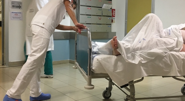 L'Aquila, muore per le piaghe da decubito: medici sotto inchiesta