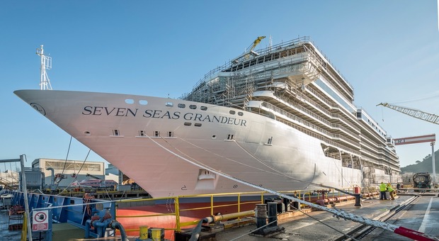 Ancona, varata Seven Seas Grandeur: è la terza (gigantesca) nave da crociera di lusso della Fincantieri. Ecco chi è l'armatore