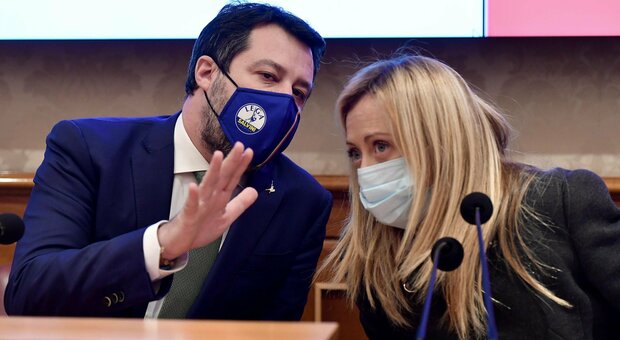 Salvini rilancia la federazione di centrodestra, ma Meloni si tira fuori: «FdI è all'opposizione del governo»