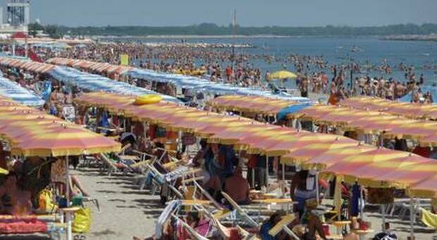 Coivd, l'allarme di Coldiretti: «L'estate senza turisti stranieri costa 11,2 miliardi»