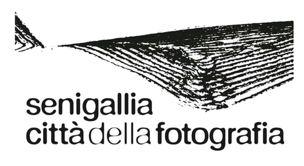 Presentato ufficialmente il nuovo logo “Senigallia Città della Fotografia”