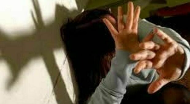 Violenze e abusi su tre ragazzine a Fermo, confermata la condanna a 7 anni e 2 mesi per l'orco