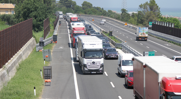Fermo, caos sull'autostrada A14, industriali beffati: «Pochi fondi e nessun progetto»