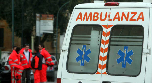 Carsoli, motociclista si schianta contro il guard rail: muore 34enne residente a Roma