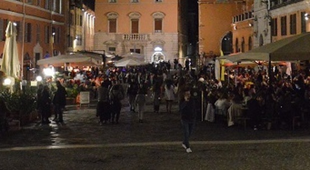 Una serata in piazza del Papa ad Ancona