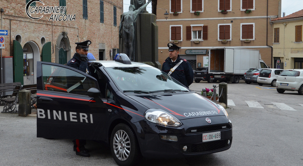 Detenuto in permesso premio viola le prescrizioni: i Carabinieri lo arrestano per evasione.